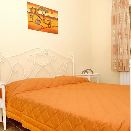 Provenzo And Meliti Villas Lourdata  Bagian luar foto