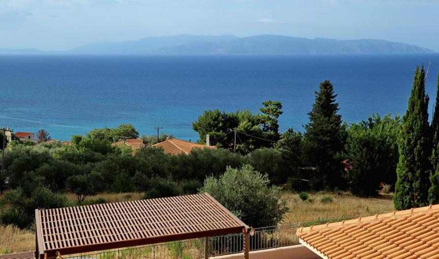 Provenzo And Meliti Villas Lourdata  Bagian luar foto