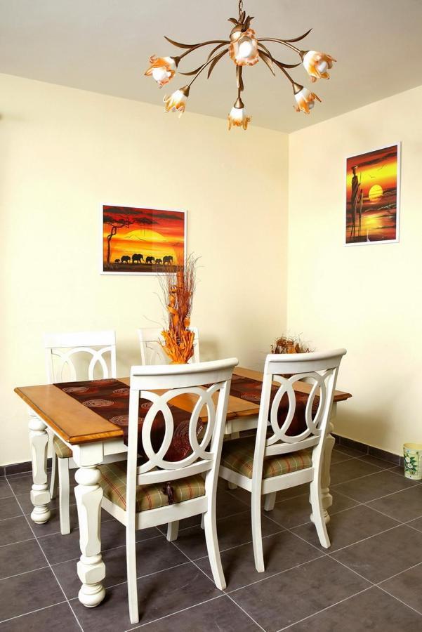 Provenzo And Meliti Villas Lourdata  Bagian luar foto