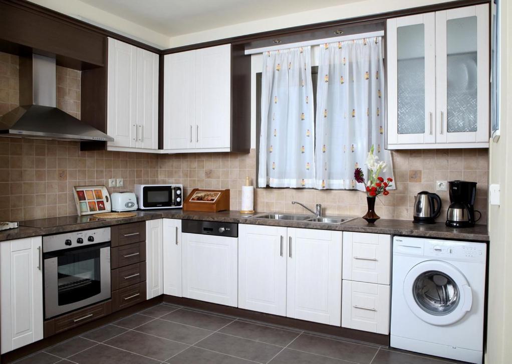 Provenzo And Meliti Villas Lourdata  Bagian luar foto