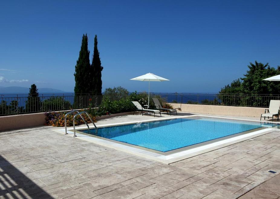 Provenzo And Meliti Villas Lourdata  Bagian luar foto